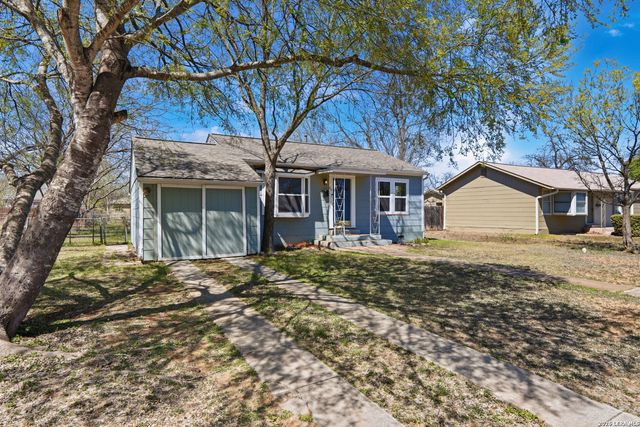 211 Brooks, Schertz, TX 78154