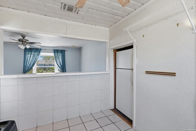 211 Brooks, Schertz, TX 78154