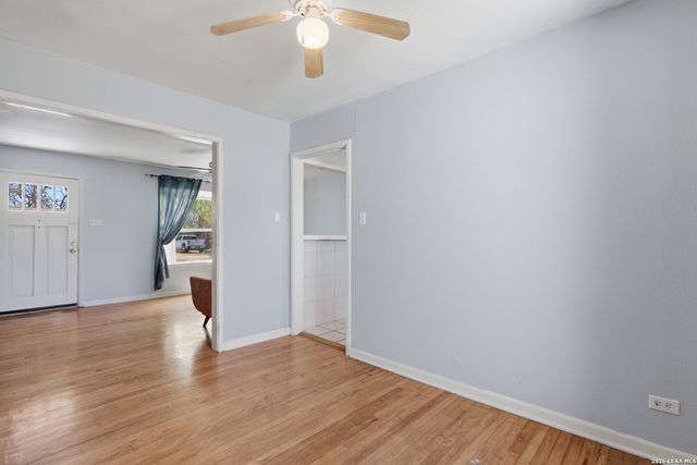 211 Brooks, Schertz, TX 78154