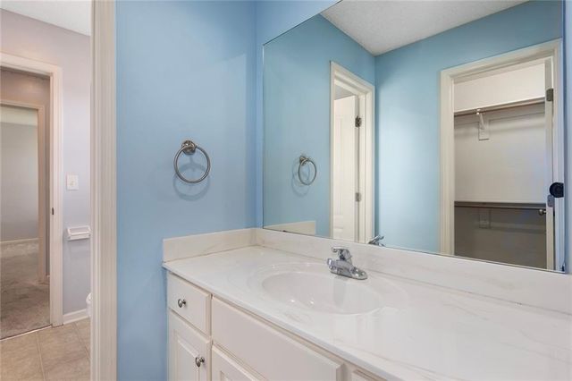 2288 W 131st Street, Olathe, KS 66061
