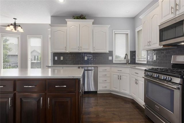 2288 W 131st Street, Olathe, KS 66061
