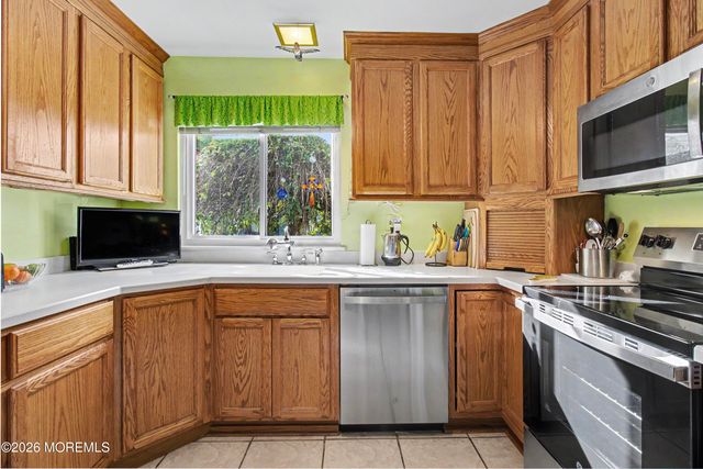 483A Winfield Court, Manchester, NJ 08759