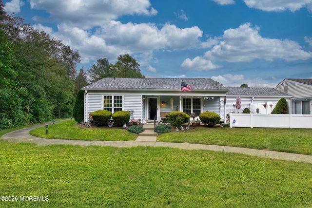 483A Winfield Court, Manchester, NJ 08759