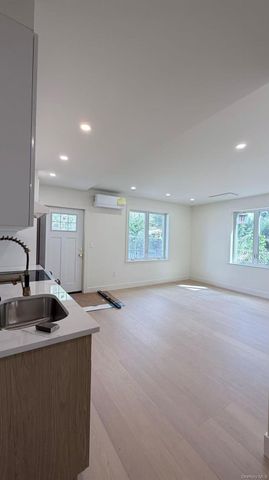 52-43 72nd Place, Maspeth, NY 11378
