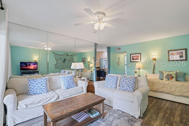 85 Folly Field Rd Apt 140, Hilton Head Island, SC 29928