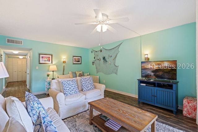 85 Folly Field Rd Apt 140, Hilton Head Island, SC 29928