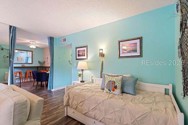 85 Folly Field Rd Apt 140, Hilton Head Island, SC 29928