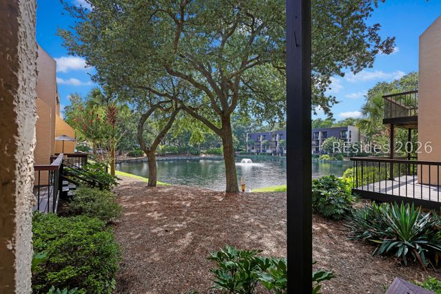 85 Folly Field Rd Apt 140, Hilton Head Island, SC 29928