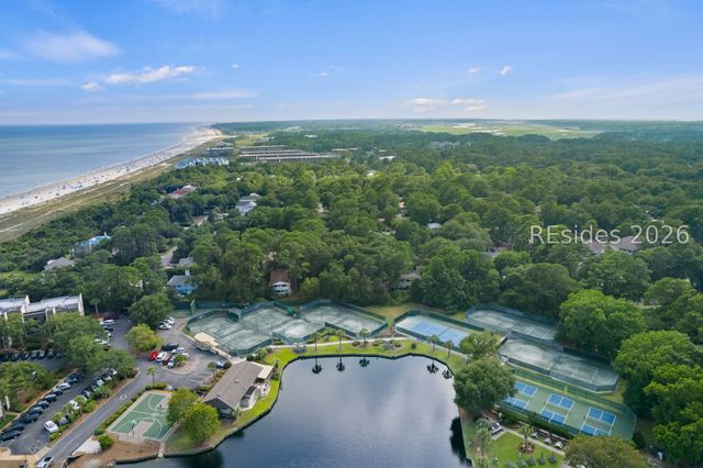 85 Folly Field Rd Apt 140, Hilton Head Island, SC 29928