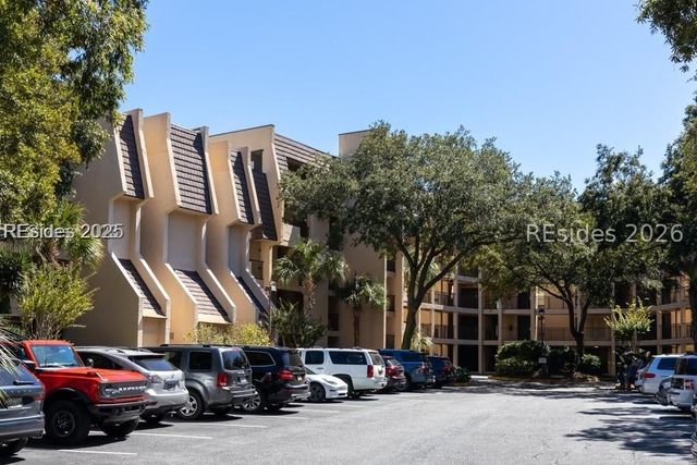 85 Folly Field Rd Apt 140, Hilton Head Island, SC 29928