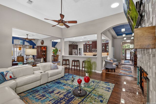 25814 Scenic Rock, San Antonio, TX 78255