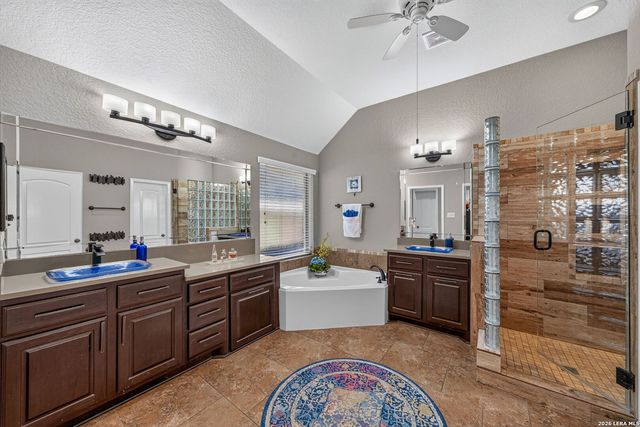 25814 Scenic Rock, San Antonio, TX 78255