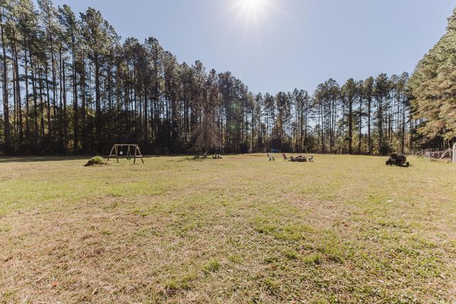 7050 Old State Road, Holly Hill, SC 29059