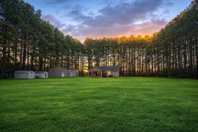 7050 Old State Road, Holly Hill, SC 29059