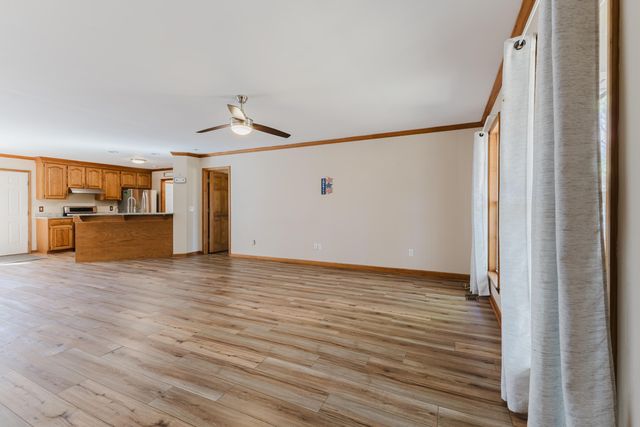 7050 Old State Road, Holly Hill, SC 29059