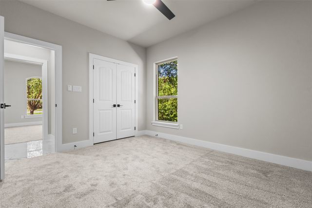 1594 E Springcrest Circle, Lancaster, TX 75134