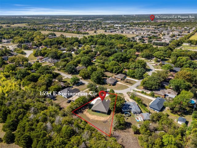 1594 E Springcrest Circle, Lancaster, TX 75134