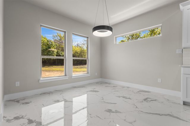 1594 E Springcrest Circle, Lancaster, TX 75134