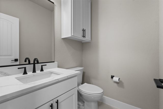 1594 E Springcrest Circle, Lancaster, TX 75134