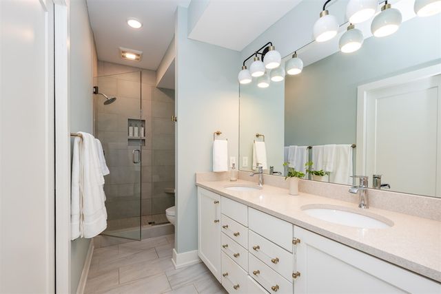 948 Whitwam Drive, Saint Joseph, MI 49085