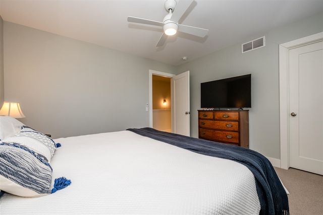 948 Whitwam Drive, Saint Joseph, MI 49085