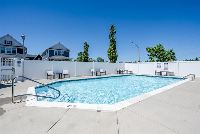 948 Whitwam Drive, Saint Joseph, MI 49085