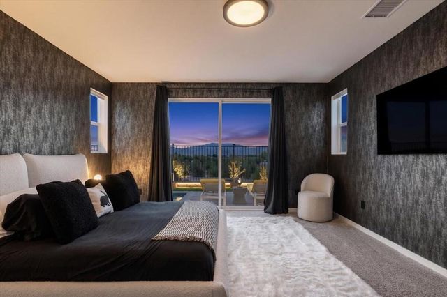 211 Mustang Lane, Palm Springs, CA 92262