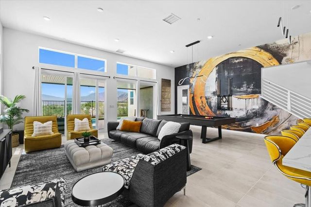 211 Mustang Lane, Palm Springs, CA 92262