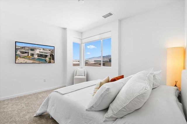 211 Mustang Lane, Palm Springs, CA 92262