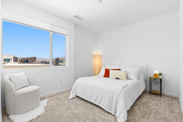 211 Mustang Lane, Palm Springs, CA 92262