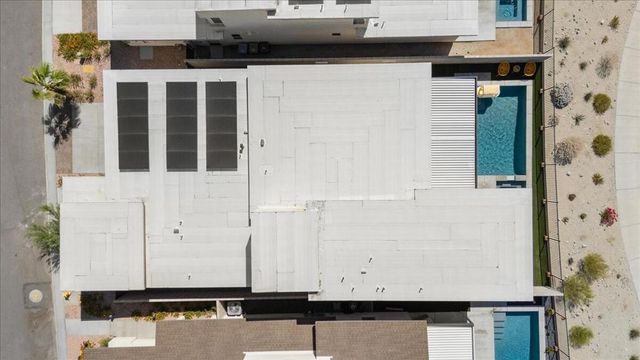 211 Mustang Lane, Palm Springs, CA 92262