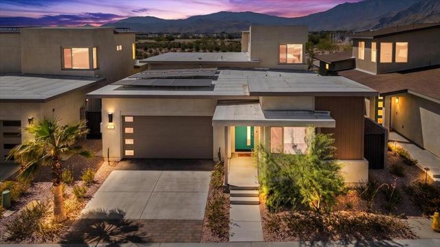 211 Mustang Lane, Palm Springs, CA 92262