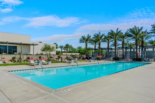 211 Mustang Lane, Palm Springs, CA 92262