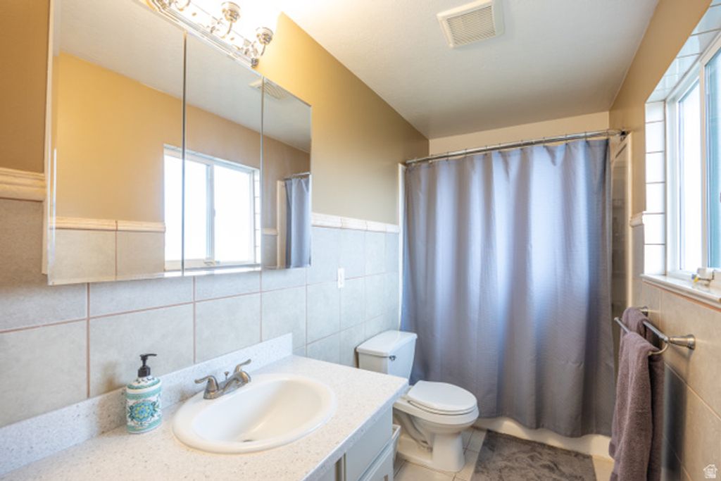 Image 12 of property listing at 1143 S 350 E, Garland, UT 84312