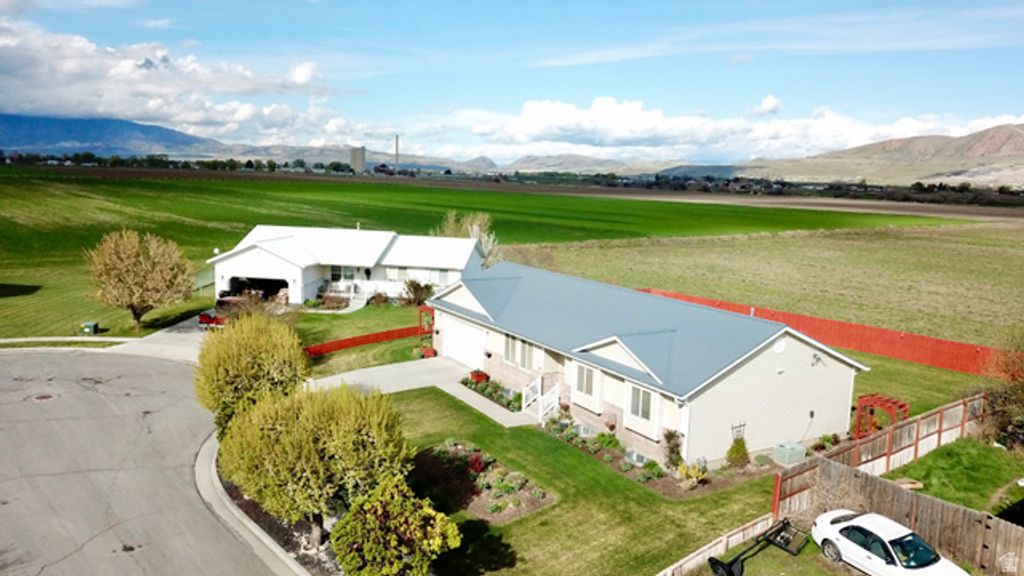 Image 35 of property listing at 1143 S 350 E, Garland, UT 84312
