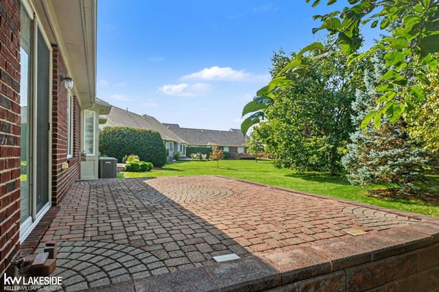 52843 Sable Drive, Macomb Twp, MI 48042