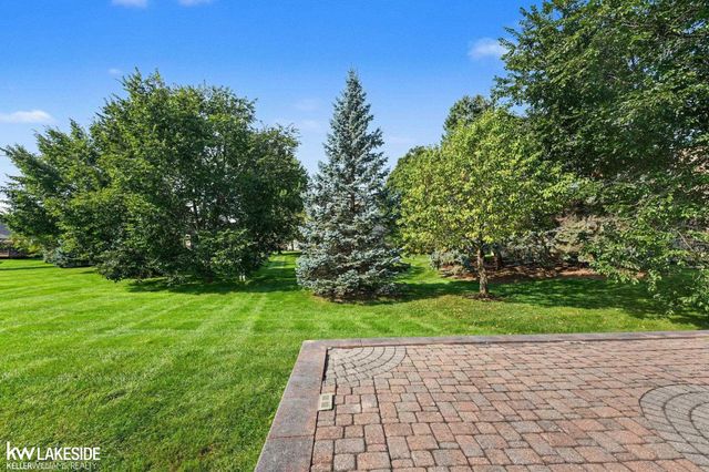 52843 Sable Drive, Macomb Twp, MI 48042