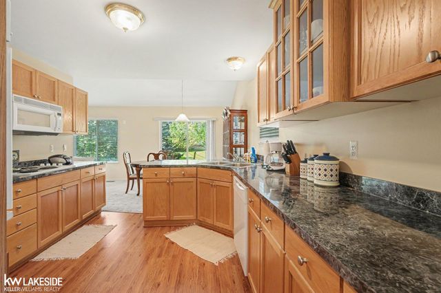 52843 Sable Drive, Macomb Twp, MI 48042