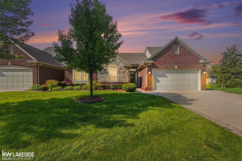 52843 Sable Drive, Macomb Twp, MI 48042