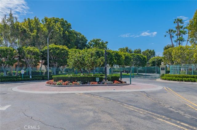 46 Villa Point, Newport Beach, CA 92660