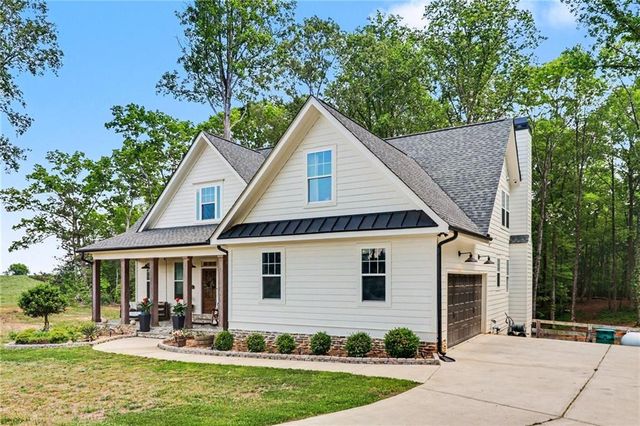 11 Bradley Road, Talking Rock, GA 30175