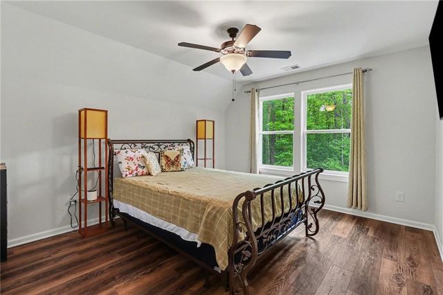 11 Bradley Road, Talking Rock, GA 30175