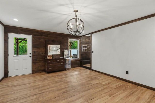 11 Bradley Road, Talking Rock, GA 30175