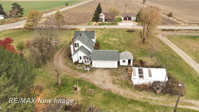 7991 W Dixon Road, Reese, MI 48757