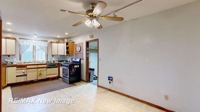 7991 W Dixon Road, Reese, MI 48757