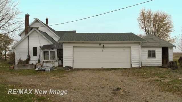 7991 W Dixon Road, Reese, MI 48757