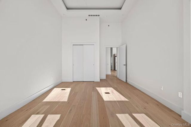 13119 Fowler Avenue 8B, Flushing, NY 11355