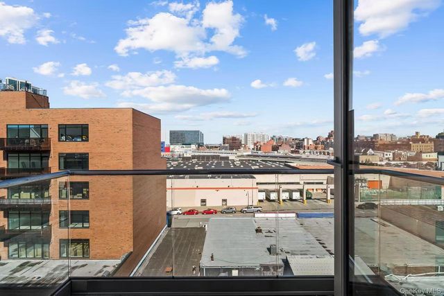 13119 Fowler Avenue 8B, Flushing, NY 11355