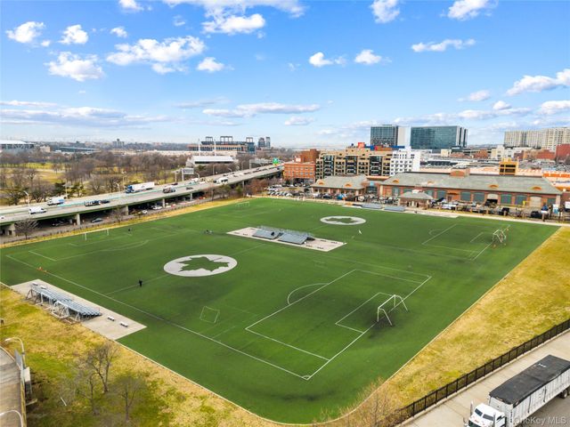 13119 Fowler Avenue 8B, Flushing, NY 11355