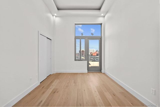 13119 Fowler Avenue 8B, Flushing, NY 11355